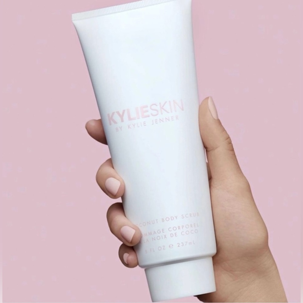 Kylie Skin Coconut Body Scrub 8oz Sealed, New In Box